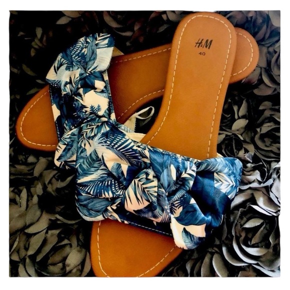 H&M slides with bow - Picture 2 of 6